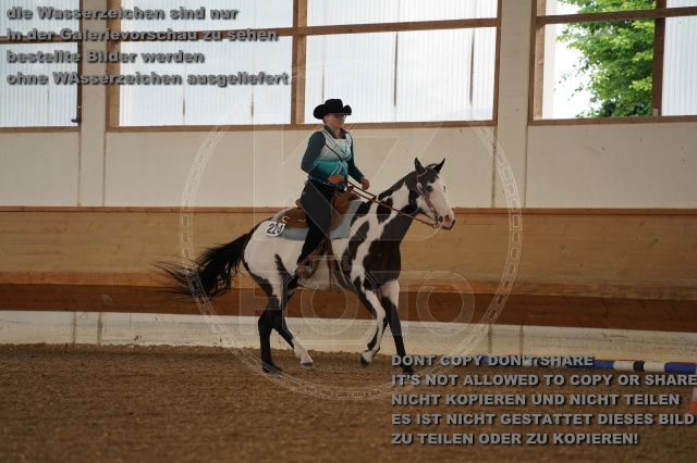 s_A_902473.JPG